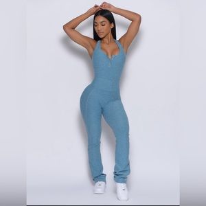 Bombshell bodysuit and leggings 💙🦋